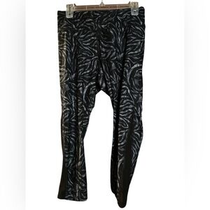 Juicy Couture Black and Gray Capris with Bold Pattern